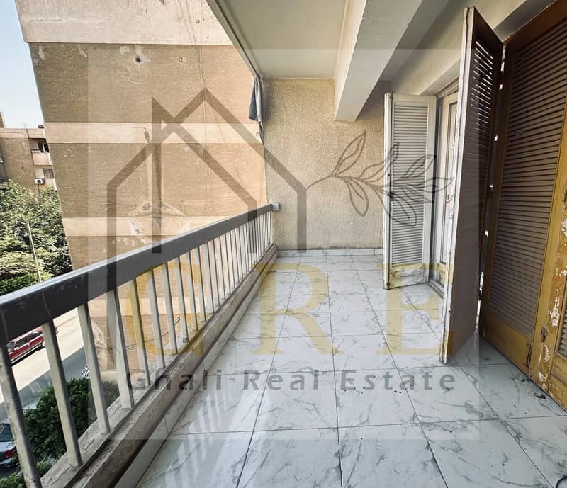 4 8ebad941-7627-4fba-a6a7-a5d729d73456. jpg