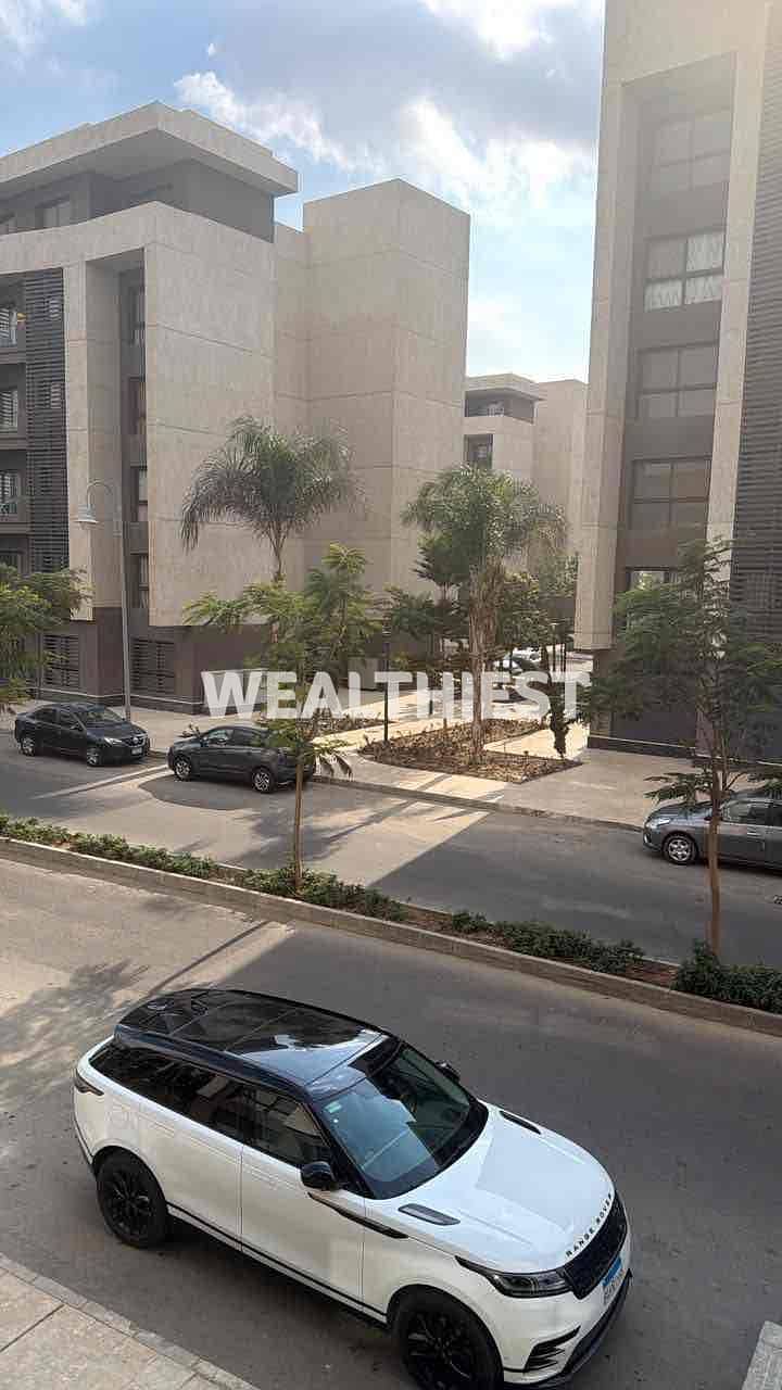 2 35b5c619-d261-4796-9b81-362513114ee4. jpg