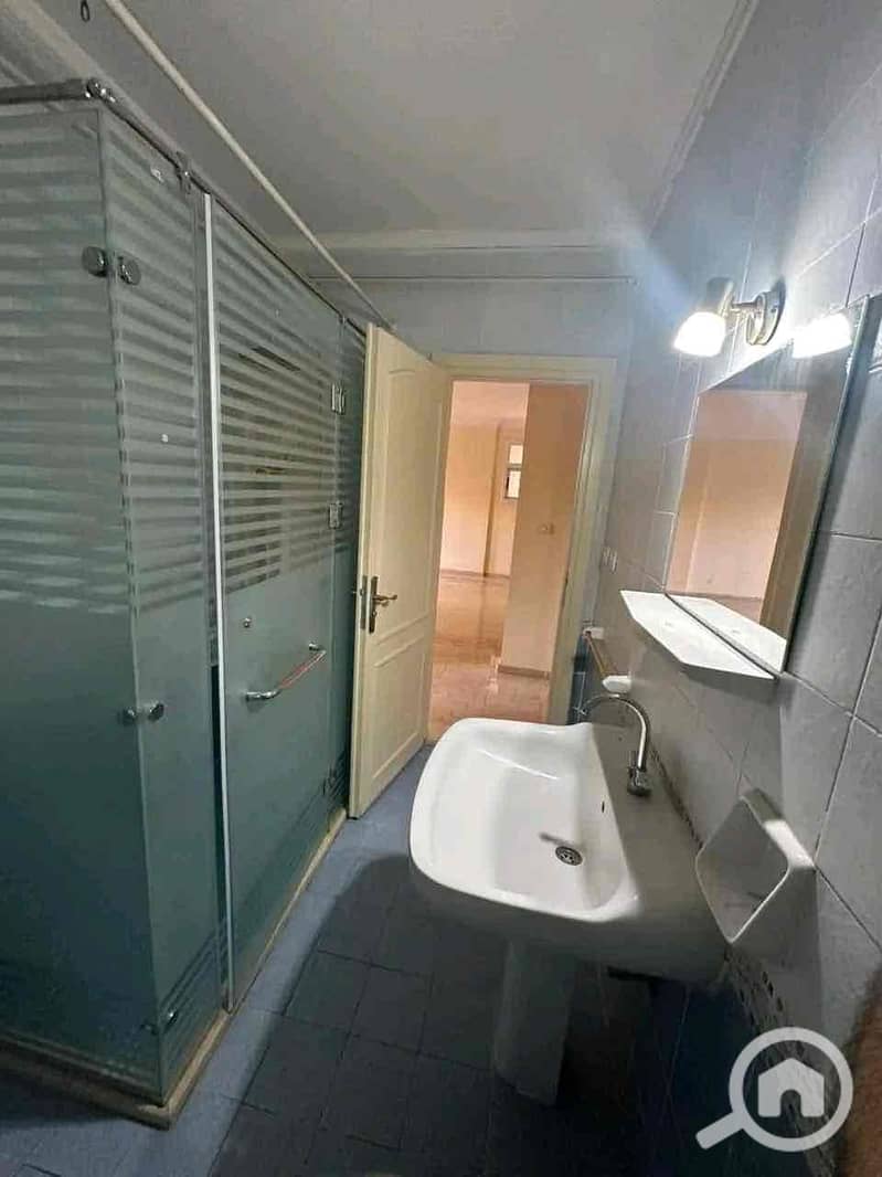 7 42c70dd1-9b60-4727-9829-42e48519e2e8. jpg