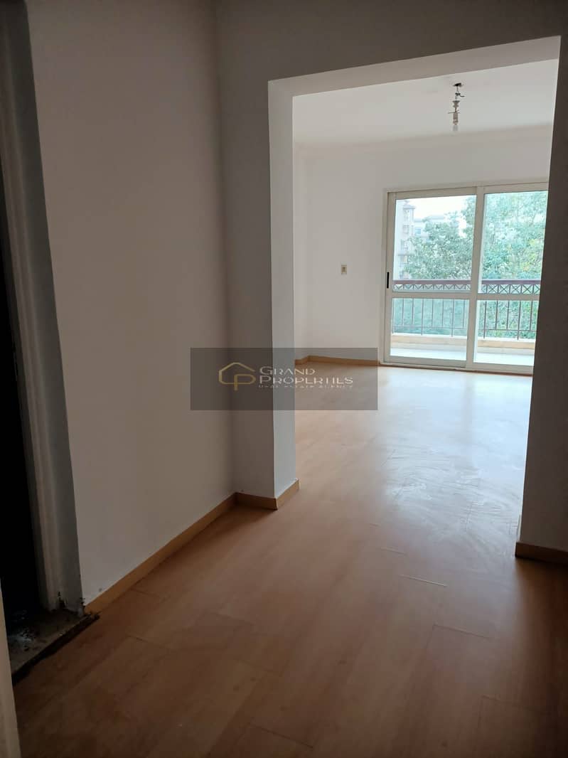 4 WhatsApp Image 2026-01-12 at 15.02. 43 (1). jpeg