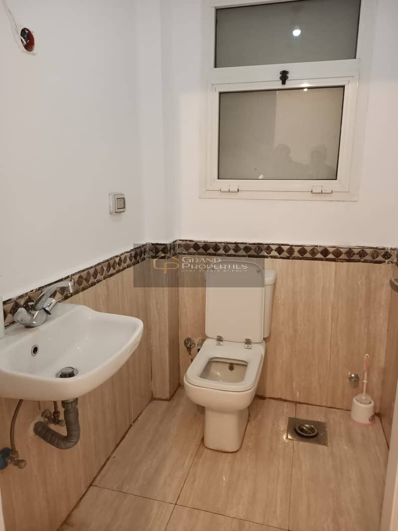 6 WhatsApp Image 2026-01-12 at 15.02. 43. jpeg