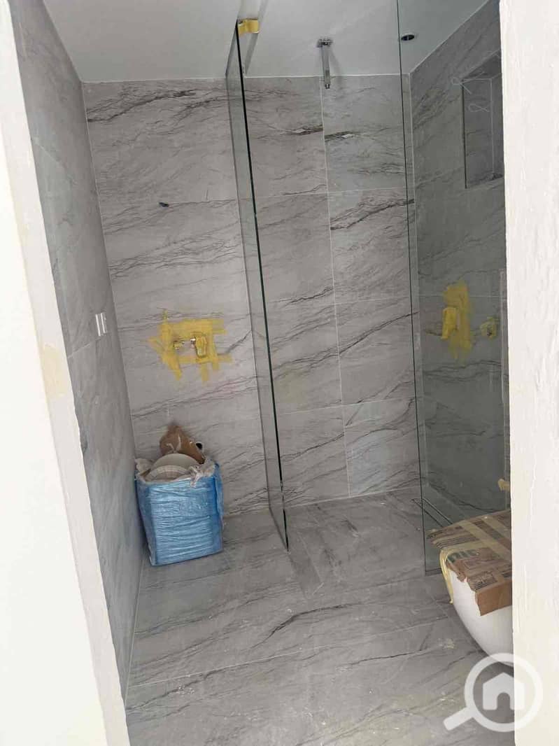 11 e0189994-24d0-42fe-94fb-998b740c5bce. jpg