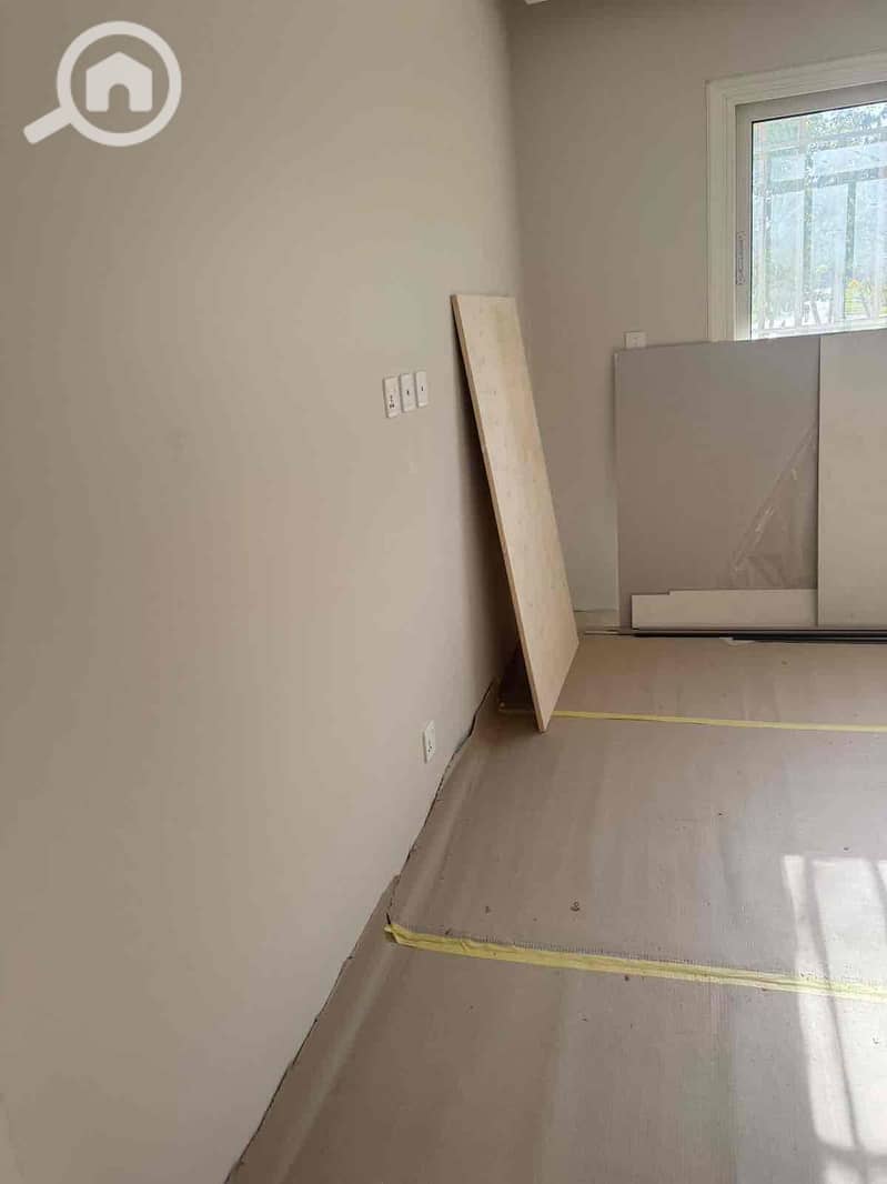 15 10e6958d-839a-4b30-8480-df6d31226c96. jpg