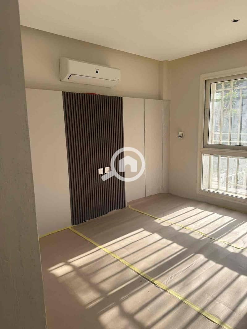 18 dbfdfb47-d8da-411a-81eb-782c3d57554f. jpg