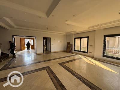 فیلا 5 غرف نوم للايجار في مدينة الشروق، القاهرة - WhatsApp Image 2026-01-12 at 3.05. 35 PM. jpeg