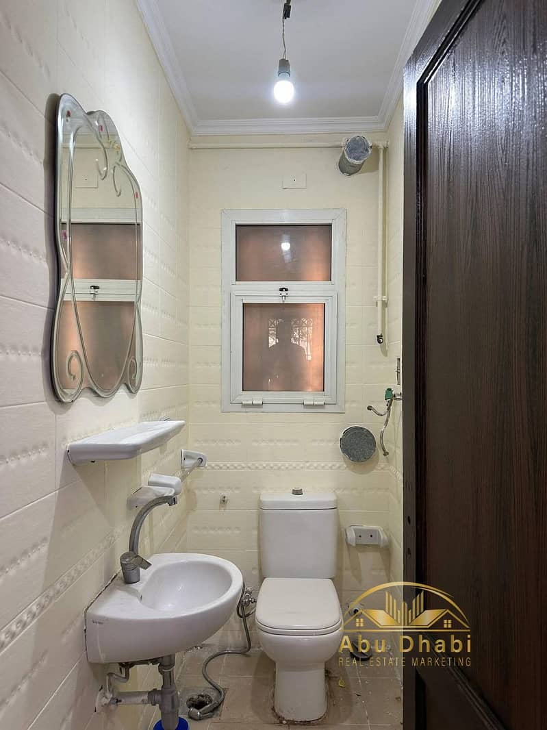 7 03cb20b1-f44e-436a-b8af-7604dfcf9ec1. jpg