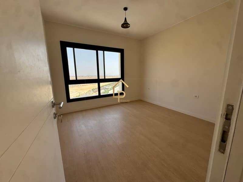 4 WhatsApp Image 2026-01-12 at 12.54. 56 PM. jpeg