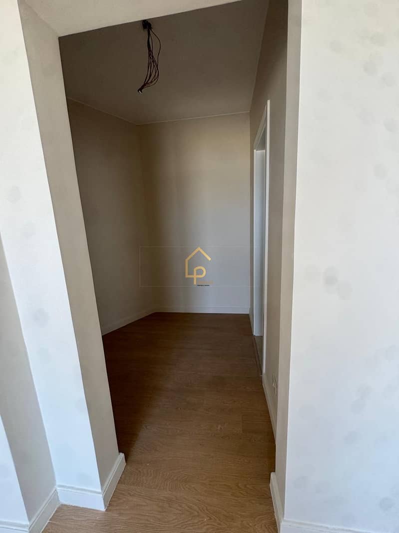 6 WhatsApp Image 2026-01-12 at 12.54. 58 PM. jpeg