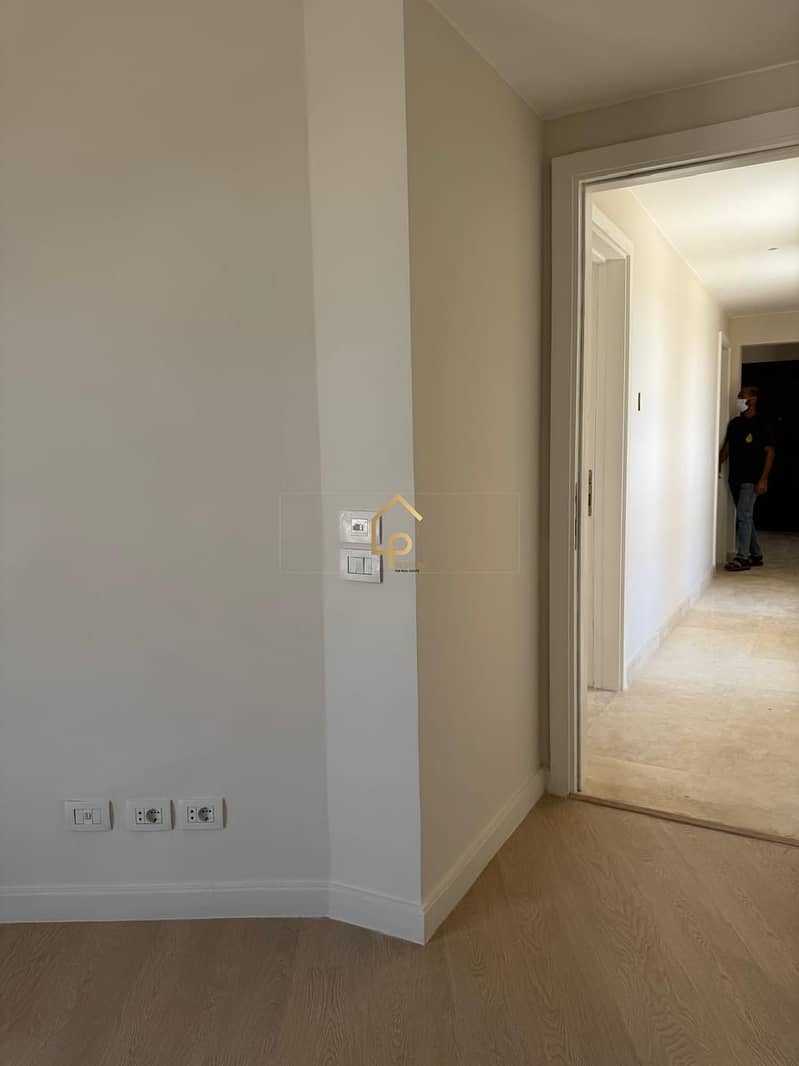 8 WhatsApp Image 2026-01-12 at 12.55. 00 PM. jpeg