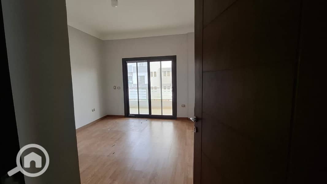 10 WhatsApp Image 2025-07-06 at 11.46. 39_1099413e. jpg