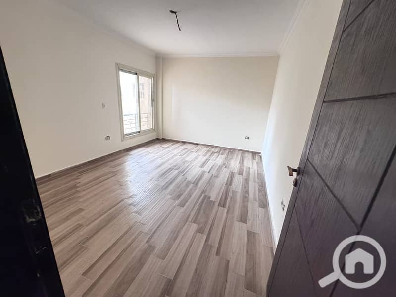 4 0800bdf8-dae2-48ea-8812-f3ec0871e374. jpg