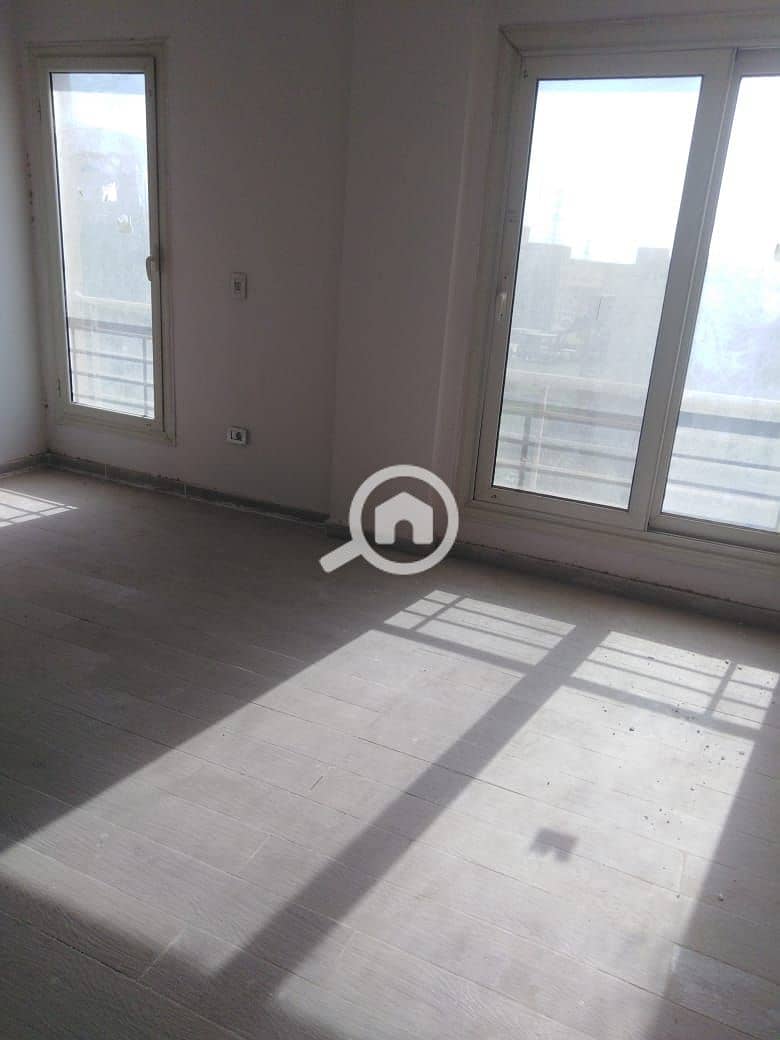 6 b5c8ed4a-faf5-4ae8-bdc0-1c1ad8d09c4e. jpg