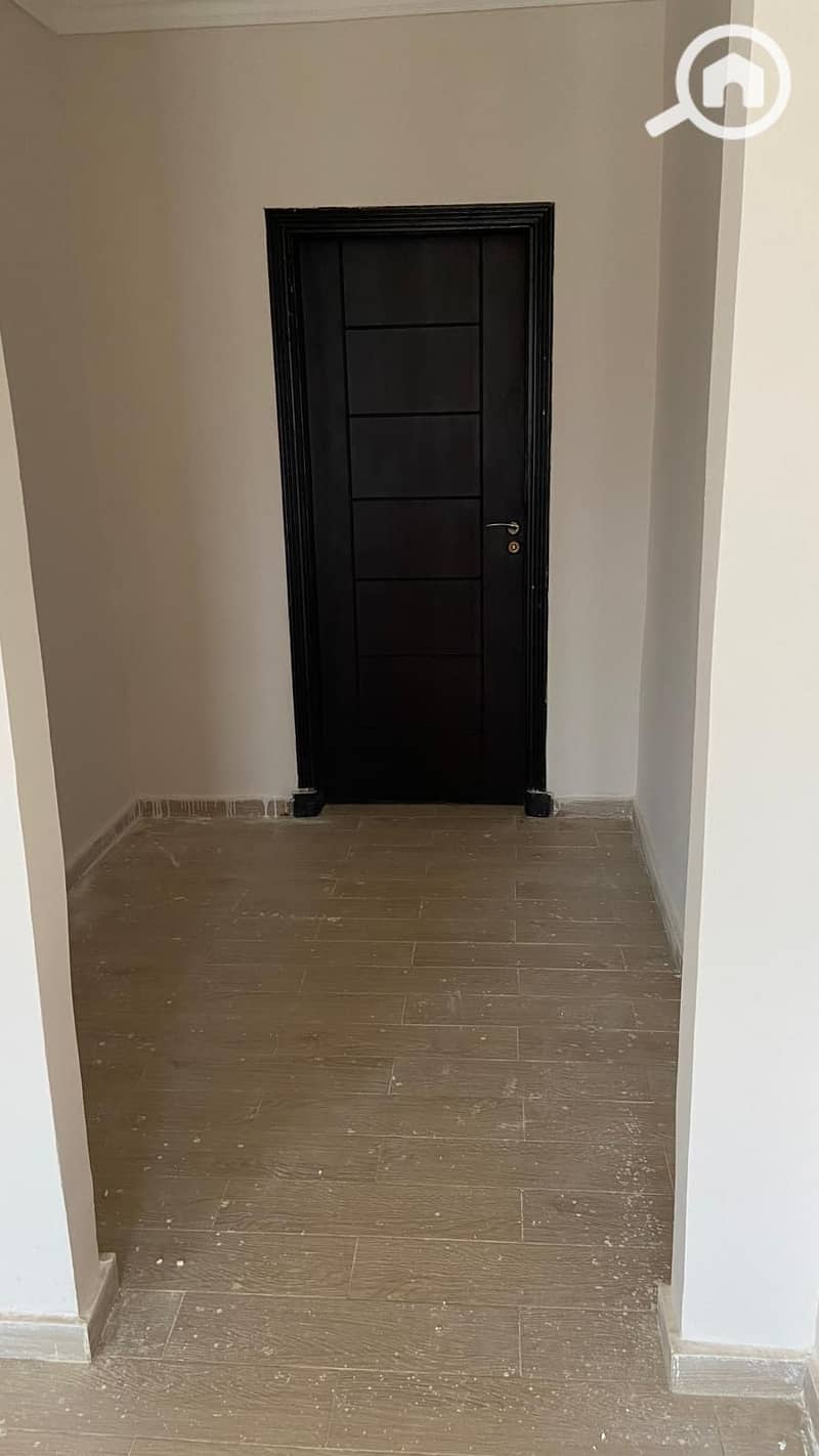 7 b50717ad-a76c-477e-8f97-fdadbdd4054b. jpg