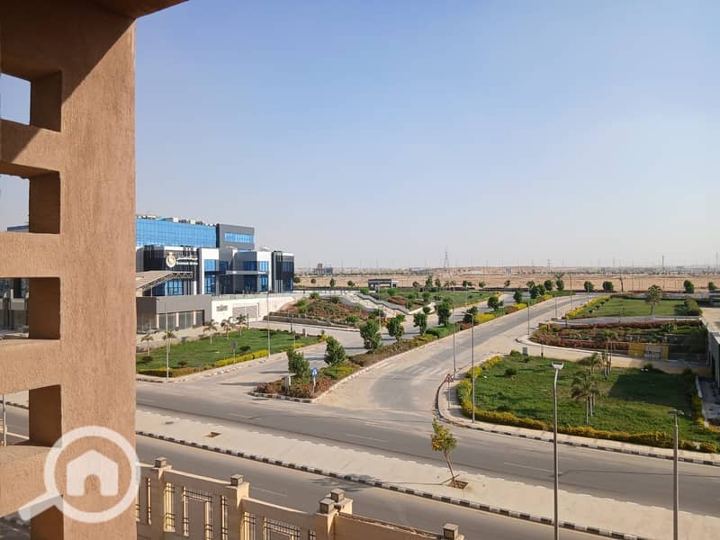 3 e89213a4-3e2b-4cf7-9acf-997e9a05cf14. jpg