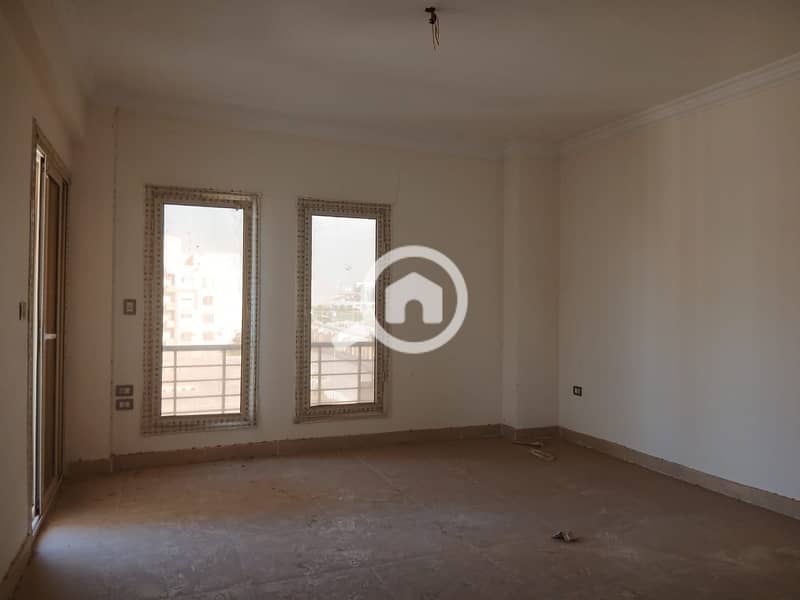 9 f7b25297-9aca-48f0-a4c2-3500b4e8aa03. jpg