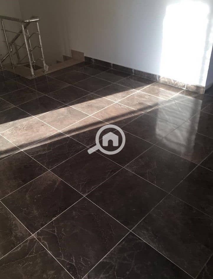 5 WhatsApp Image 2026-01-11 at 10.00. 55 PM (1). jpeg