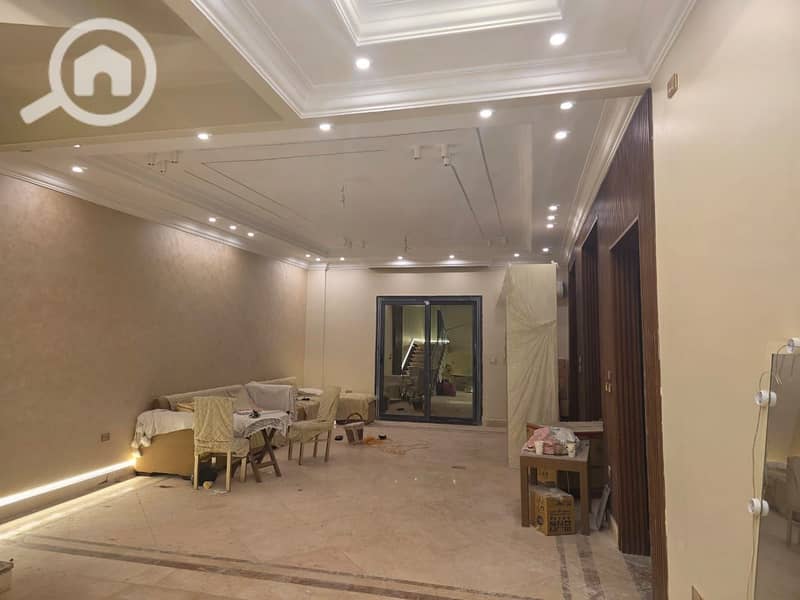 3 bfb67b7e-ad15-4d3b-bf01-3e050f838031. jpg