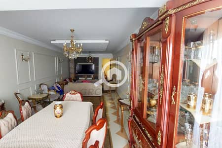 3 Bedroom Flat for Sale in Bolkly, Alexandria - 1. jpg