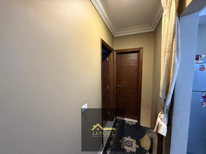 6 7568049e-bf1c-41ee-b6a6-702dcbc1381a. jpg