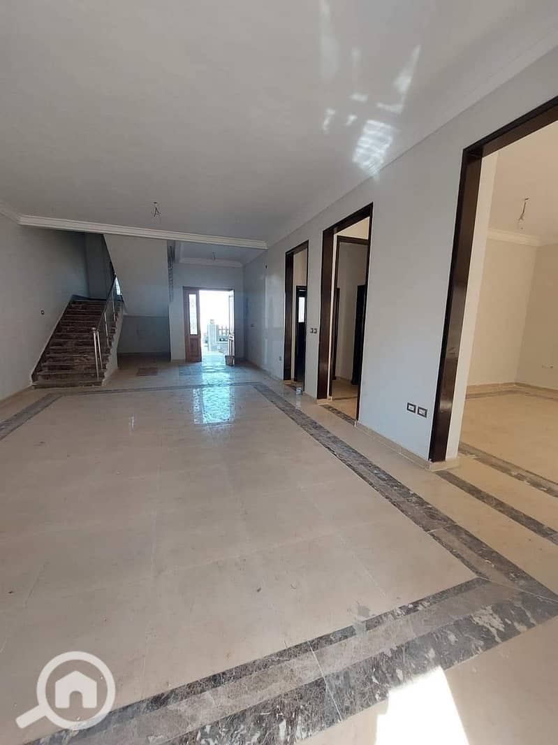 3 689aa6e1-4968-4109-836e-b8f9c20c5852. jpg