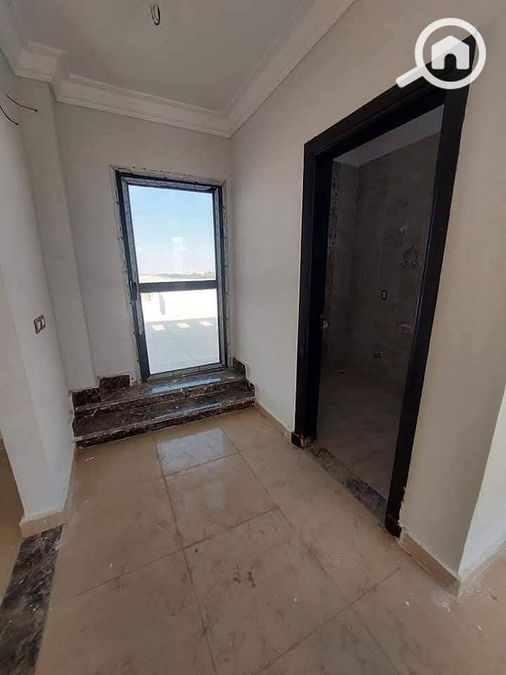 6 8a53ad5a-5582-4b2e-87ca-f76f434be004. jpg