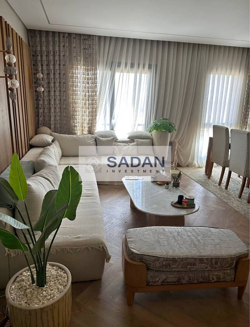 4 598752083_122175453386911244_4386628190380334691_n. jpg