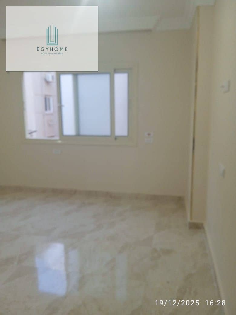 7 d7e5047a-a566-4d00-890d-e9f076d66414. jpg