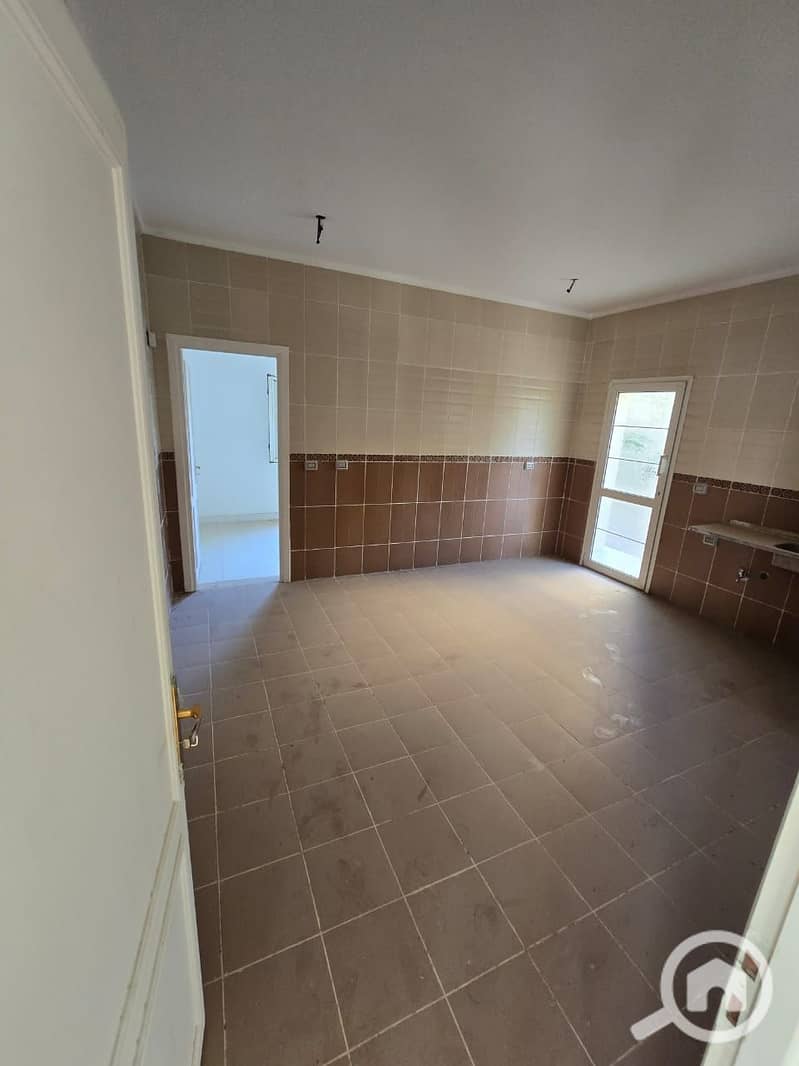 13 4131544e-1f94-4ed4-9f2f-cf8d70a29dc5. jpeg