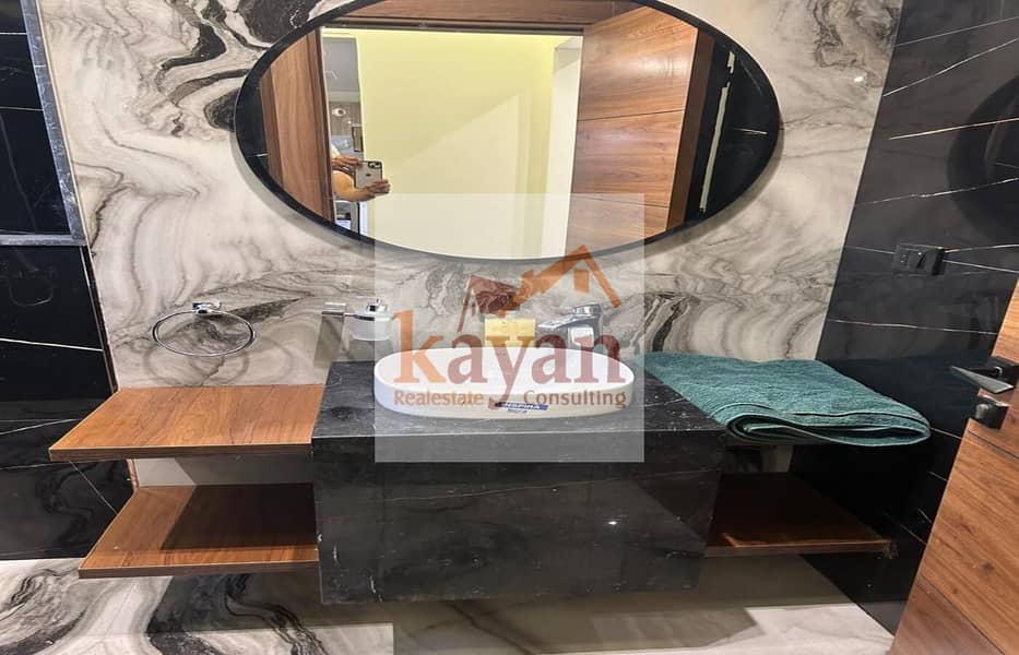 20 629873e8-54e1-44ad-bd33-d9d94aa32ad1. jpg