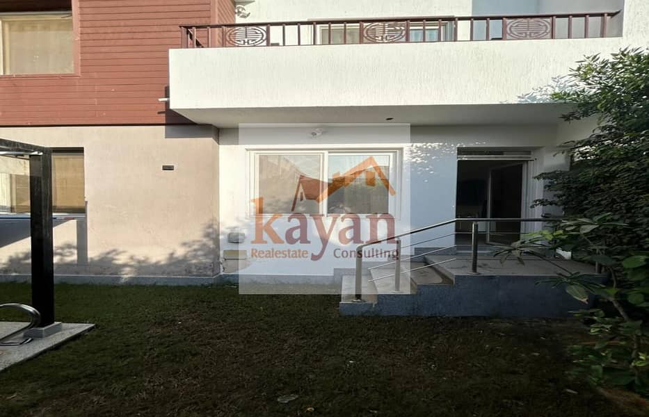 24 ec28ff89-a592-47ad-b56b-a7cc63c1eaa8. jpg