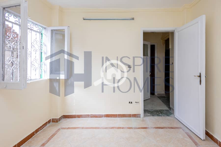 12 IMG_0376-Edit. jpg