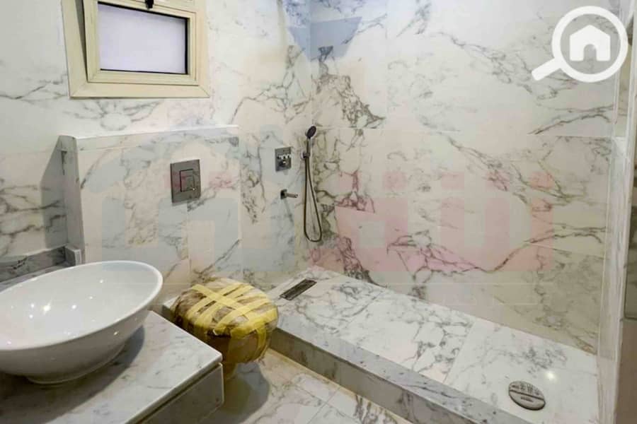 10 WhatsApp Image 2025-09-18 at 6.59. 13 PM (3). jpg