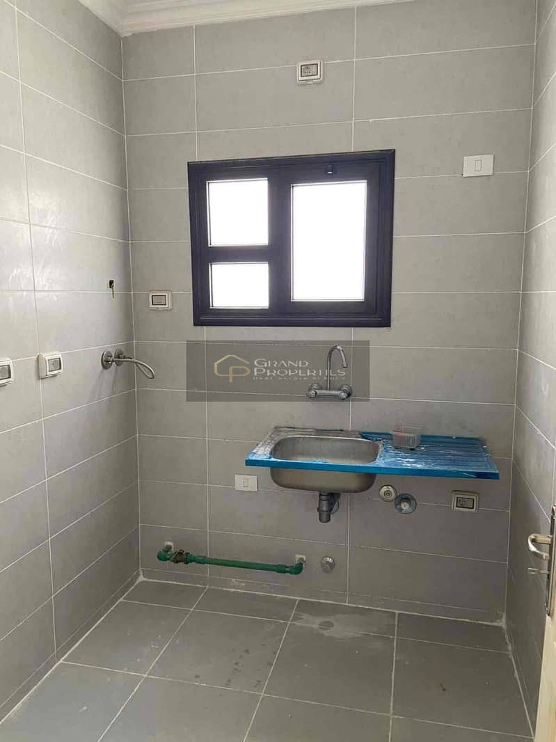 3 8e4c29be-6b37-4b4b-9a77-f462b33392f7. jpg