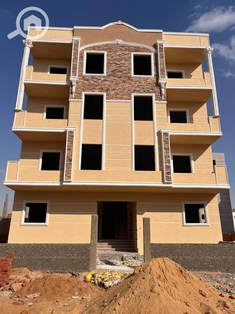 4 photo_5965449552988933047_y. jpg