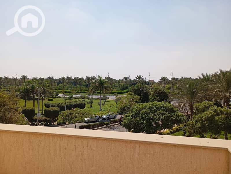 8 6094933c-1fba-412b-9dc2-ad1f07aca8b5. jpeg