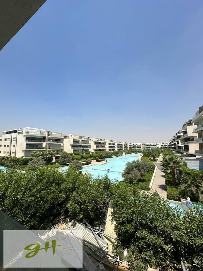 2 b833c551-8ebd-4a4b-88c4-6df7930ba606. jpg