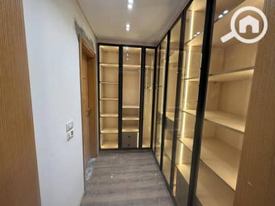 فیلا 5 غرف نوم للايجار في مدينة الشروق، القاهرة - WhatsApp Image 2026-01-12 at 4.00. 57 PM. jpeg