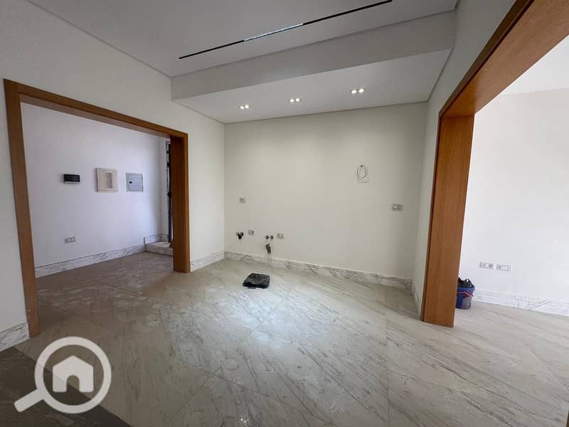 7 WhatsApp Image 2026-01-12 at 4.00. 56 PM. jpeg