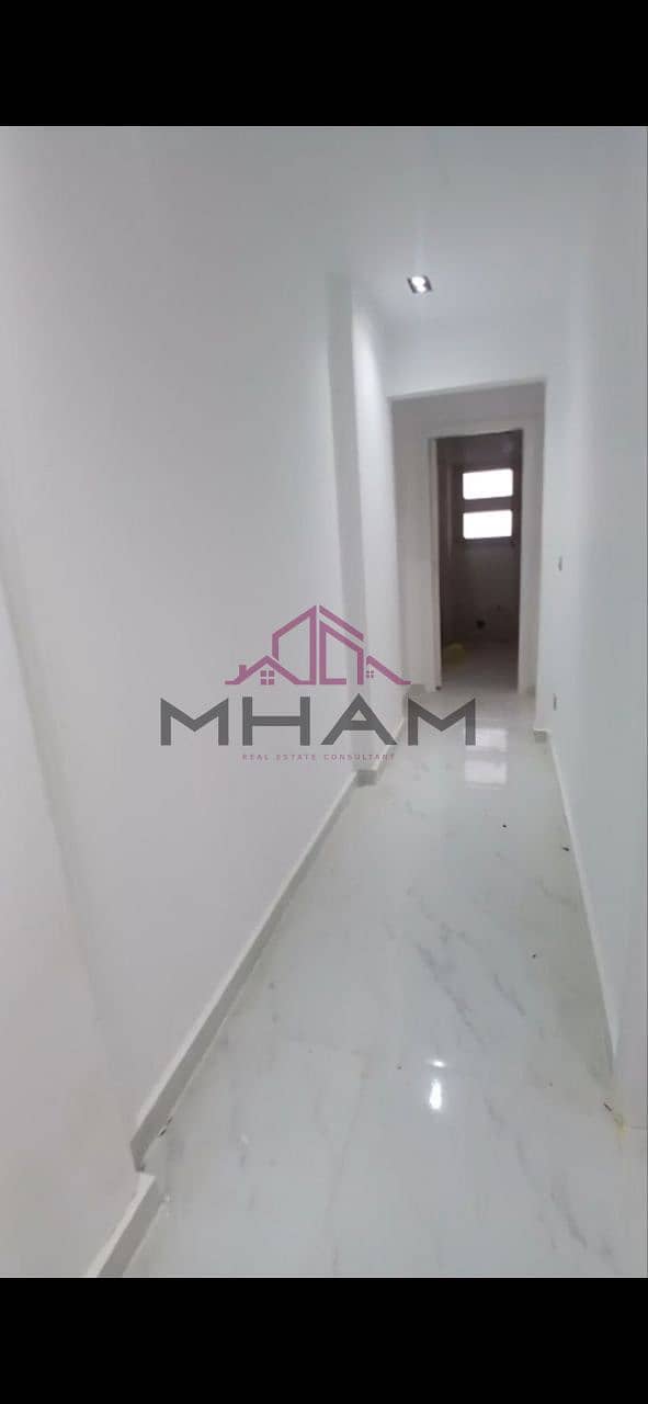 4 photo_5985750252784388894_y. jpg