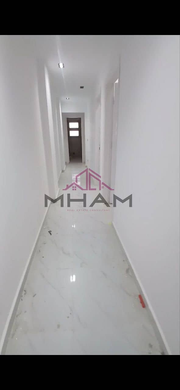 7 photo_5985750252784388898_y. jpg