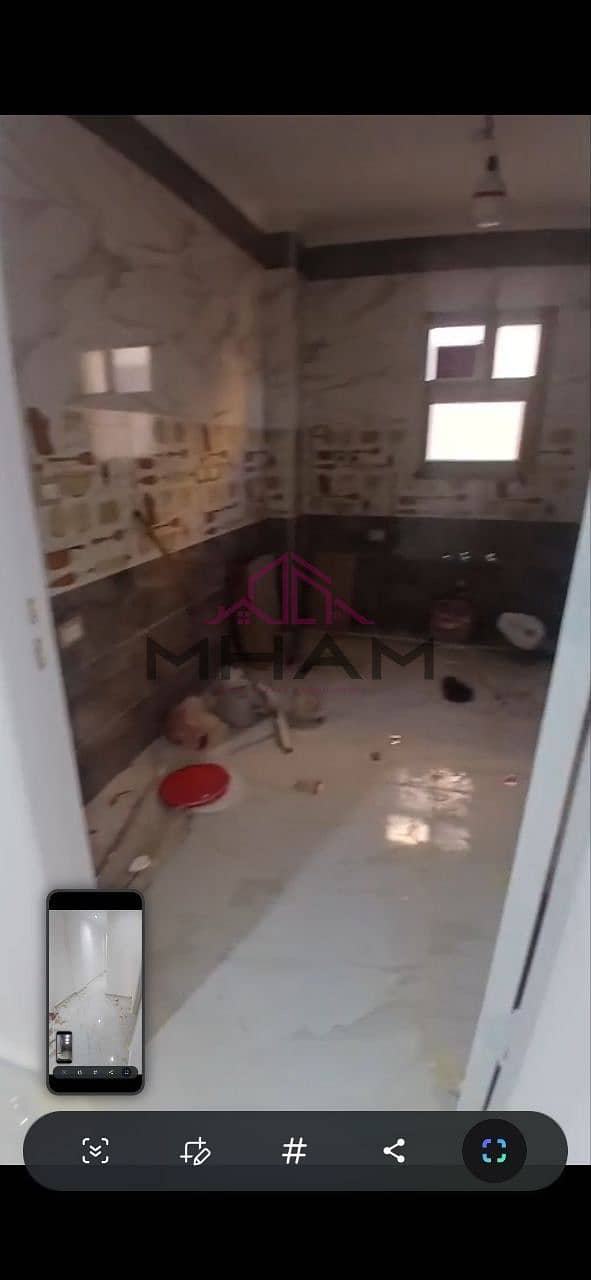 8 photo_5985750252784388899_y. jpg