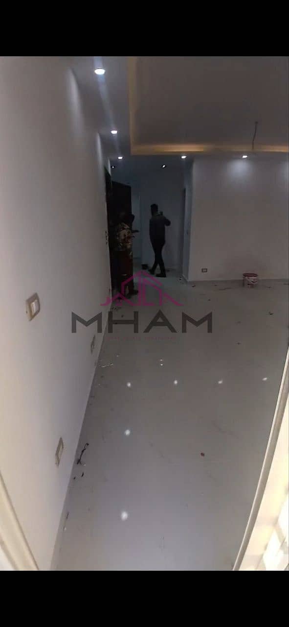 12 photo_5985750252784388903_y. jpg