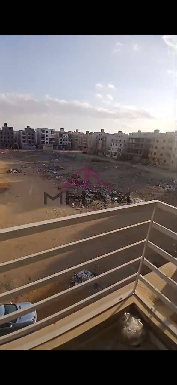 15 photo_5985750252784388906_y. jpg