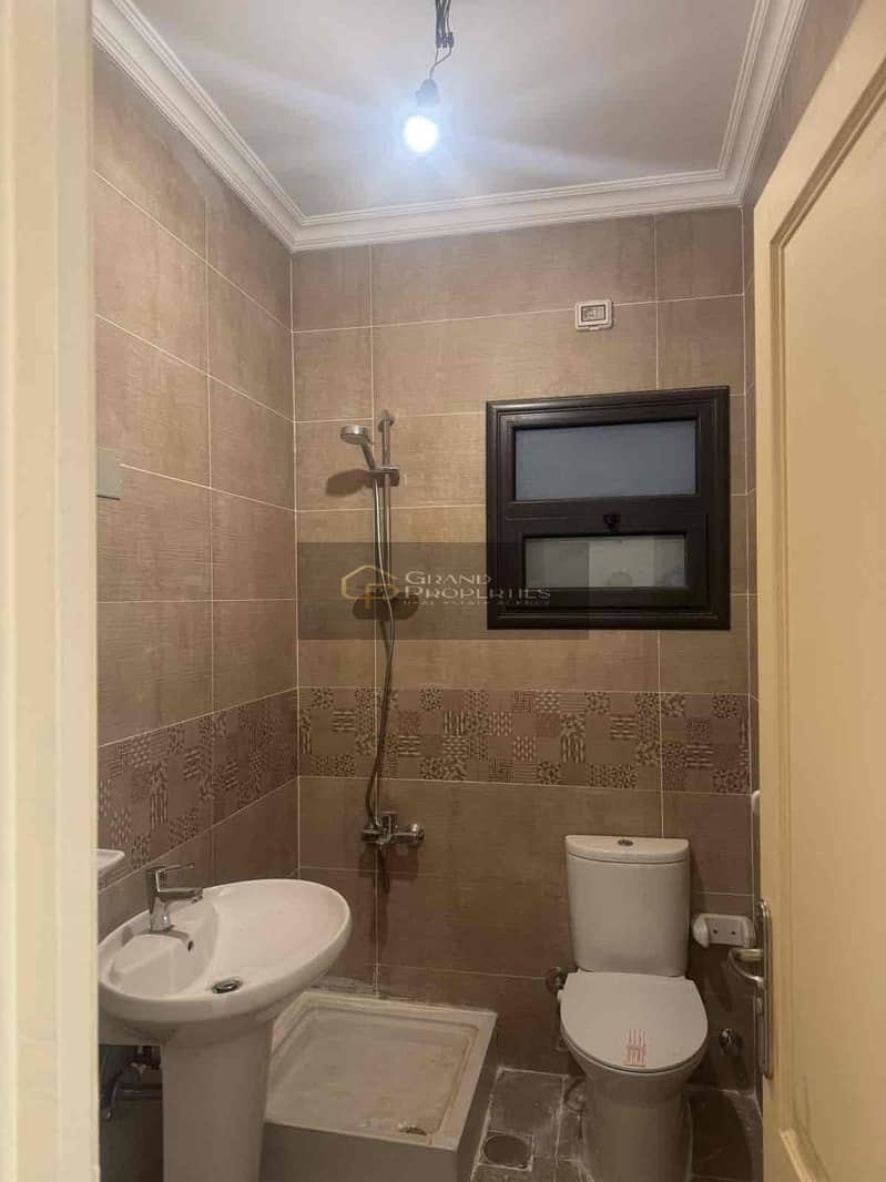 9 25e7b3a1-818c-44c8-adb8-48f0d799deec. jpg