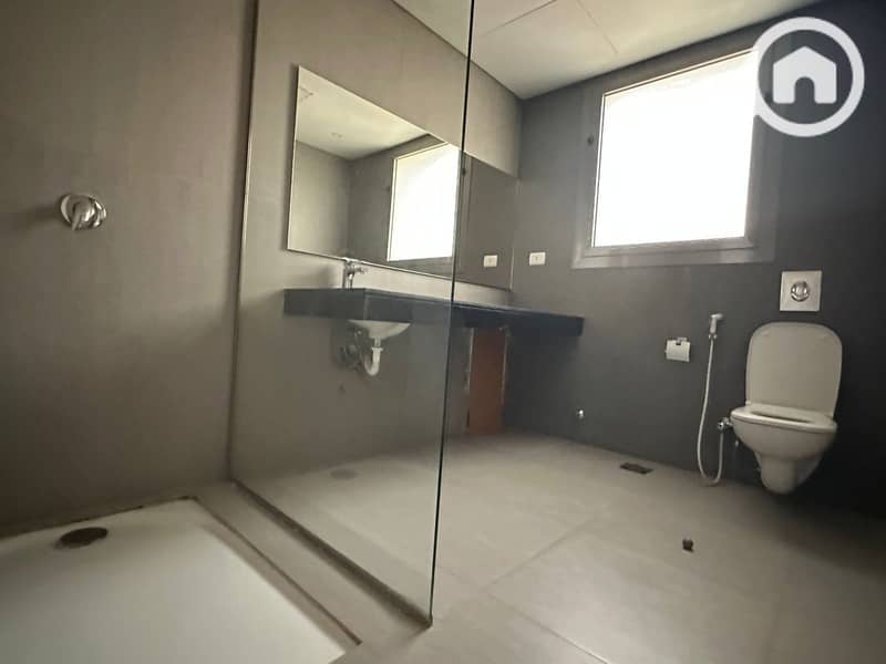 5 WhatsApp Image 2026-01-12 at 15.57. 06. jpeg