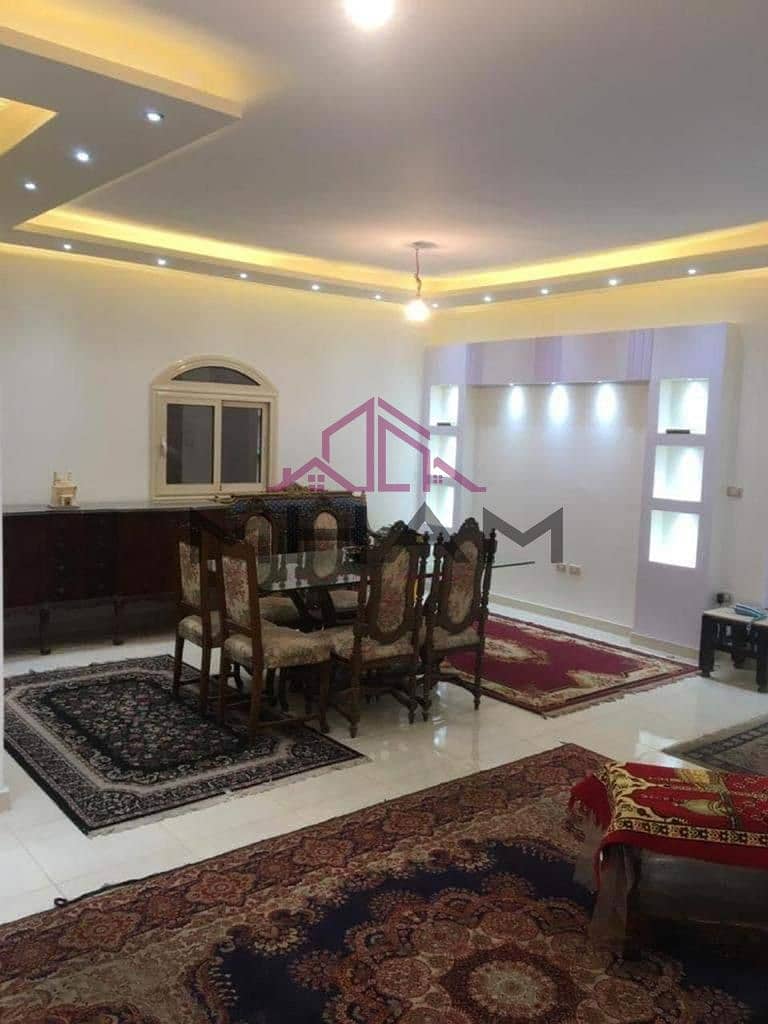 8 photo_5981101036585815109_y. jpg