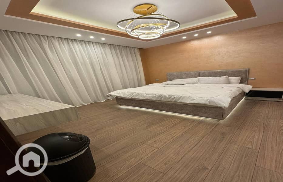 10 86524f89-cadc-4401-9bf1-ceef29a382a4. jpg