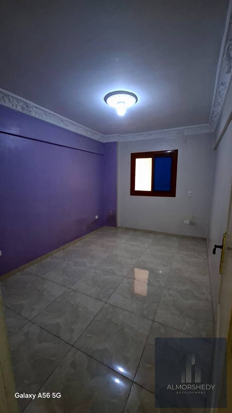 4 8ee2f3ec-2b4b-4a68-b850-f17bad378bc0. jpg