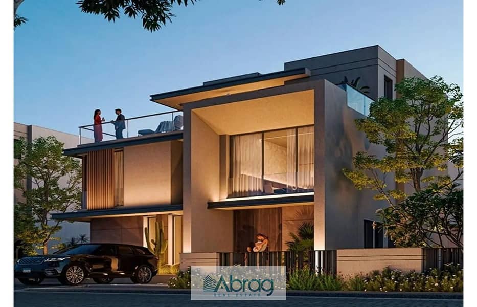 7 7698396-84b28o. jpg