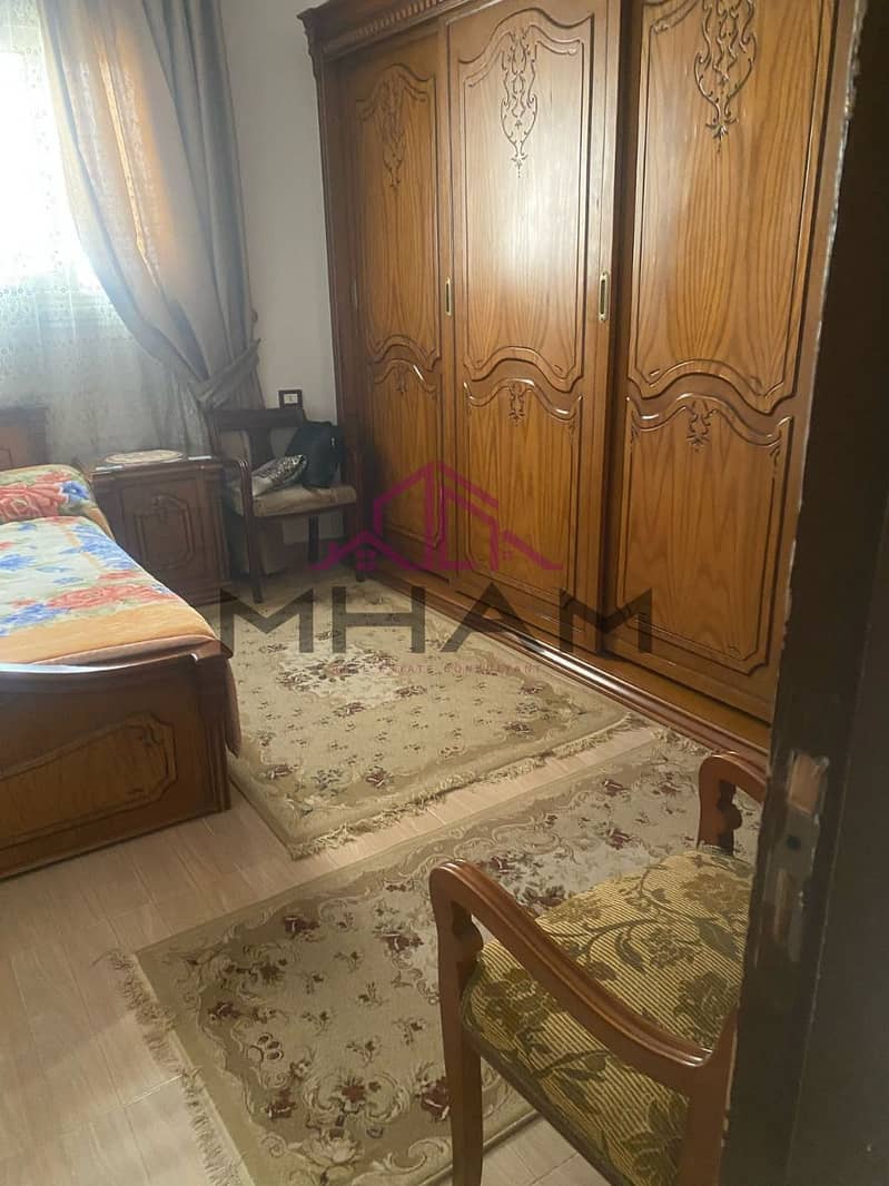 8 photo_5981101036585815078_y. jpg